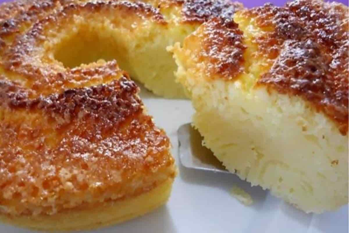 Bolo Queijadinha Cremoso: Receita Rápida e Saborosa em 6 Etapas