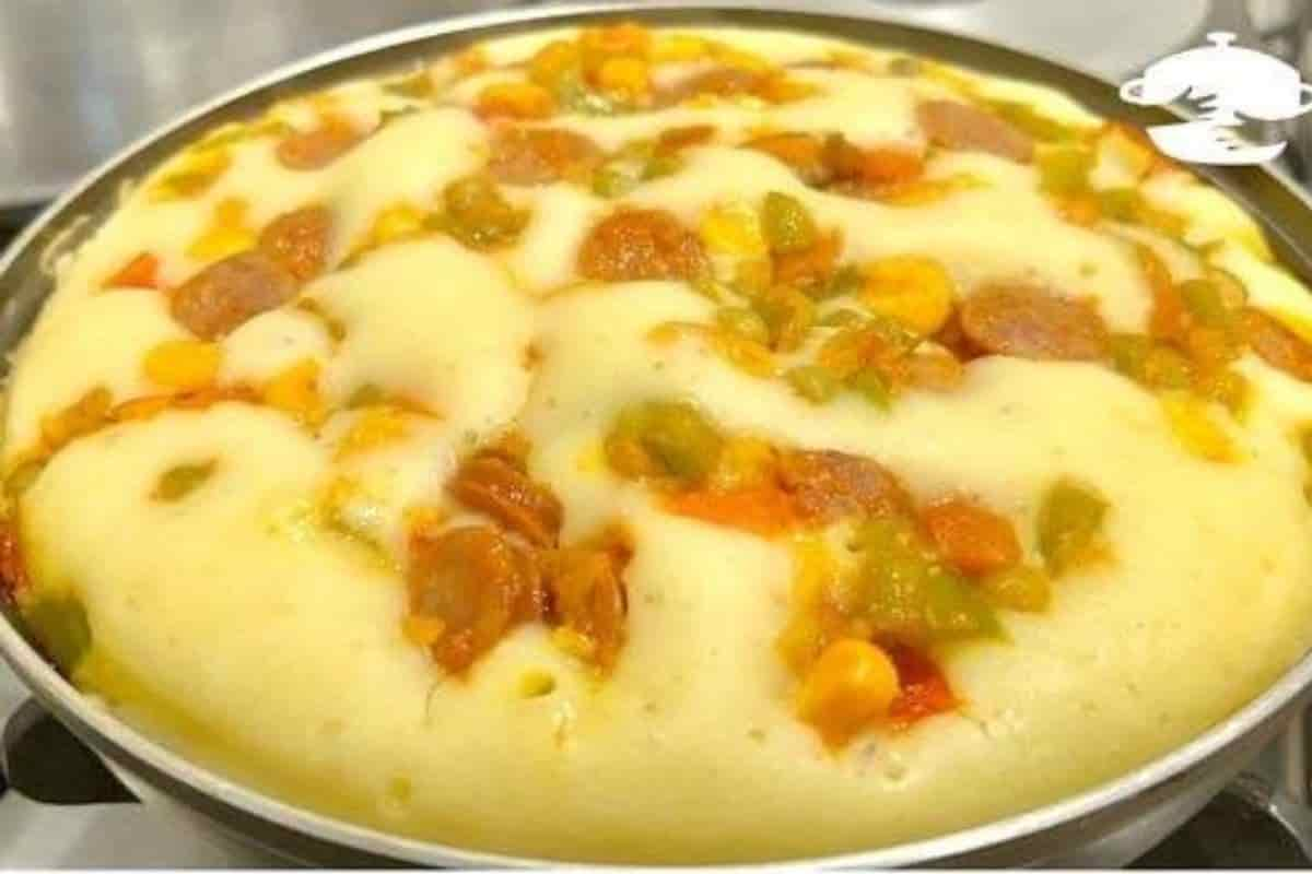 Receita Simples de Torta Salgada com Massa de Maisena em 5 Etapas