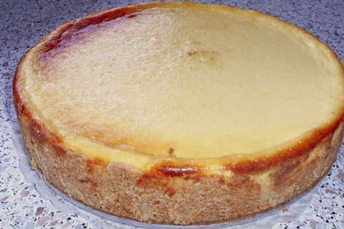 Torta de Queijo Falso: Receita Fácil em 4 Passos