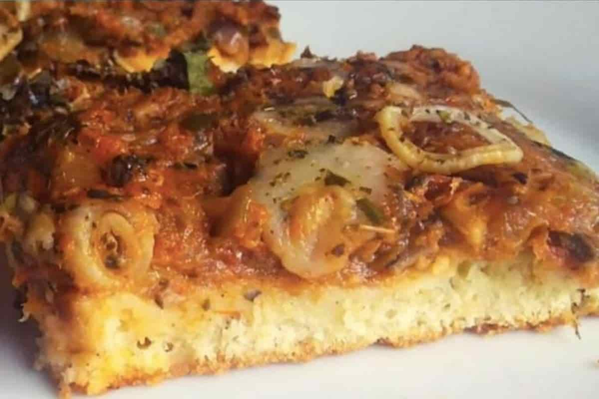 Receita Rápida de Pizza de Sardinha em 3 Passos