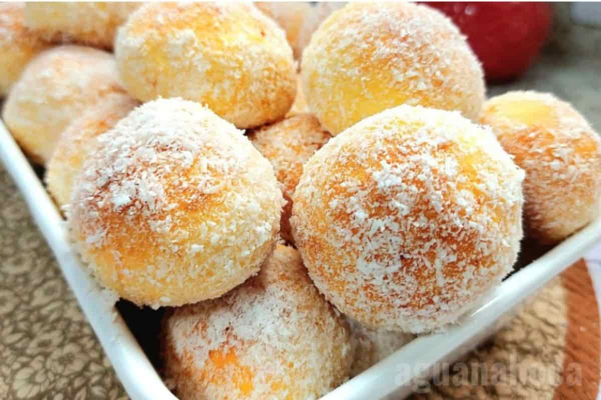 Como Fazer Bolinho de Chuva Assado Simples em Casa